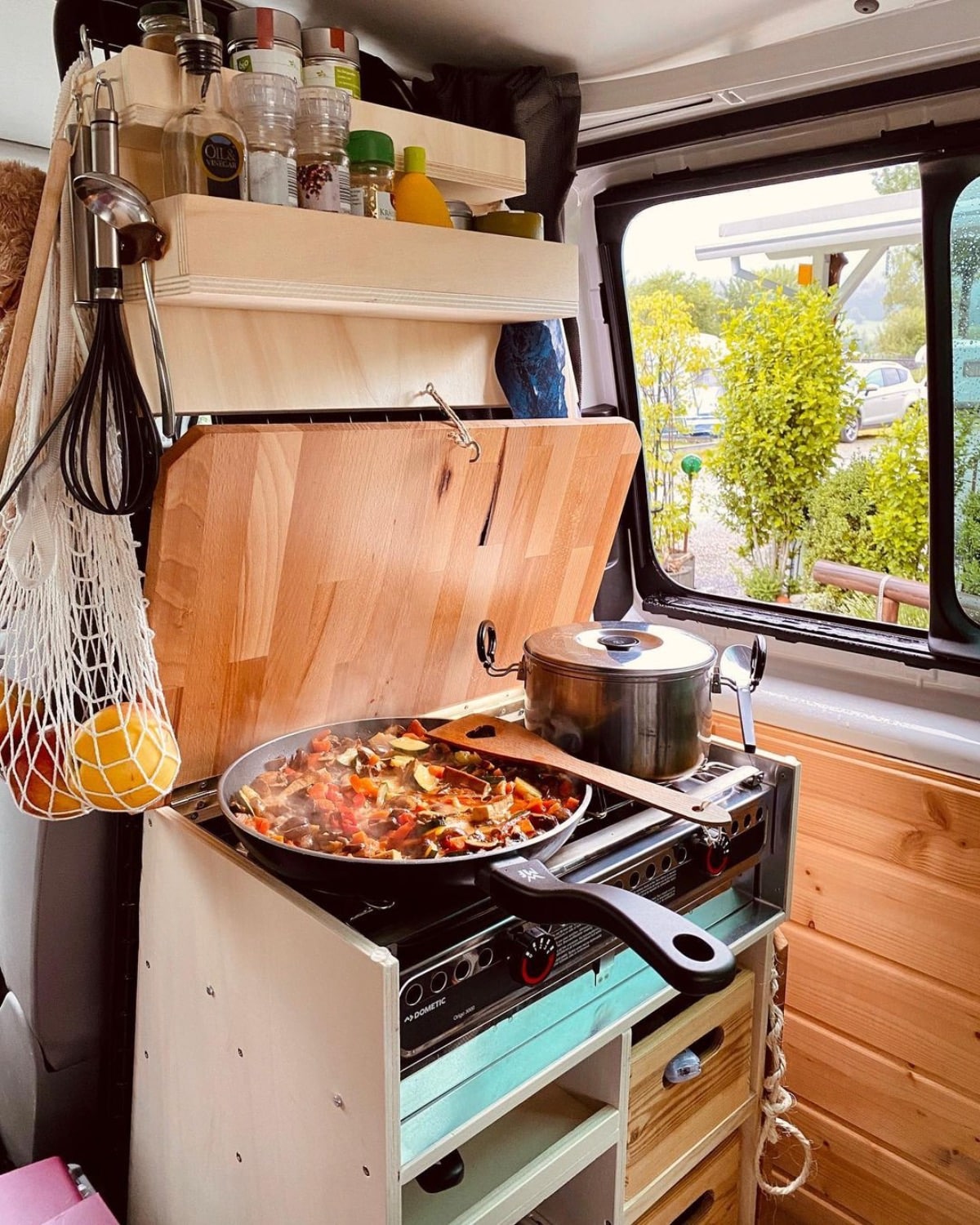 van kitchen ideas