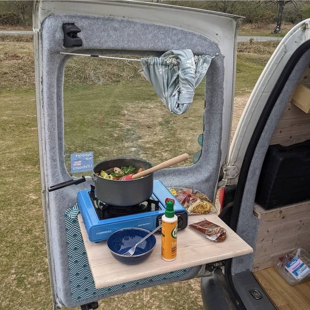 vanlife cooking