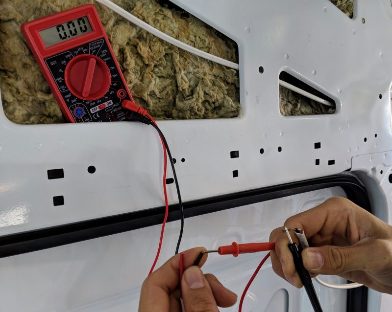 van-wiring-multimeter-test-voltage